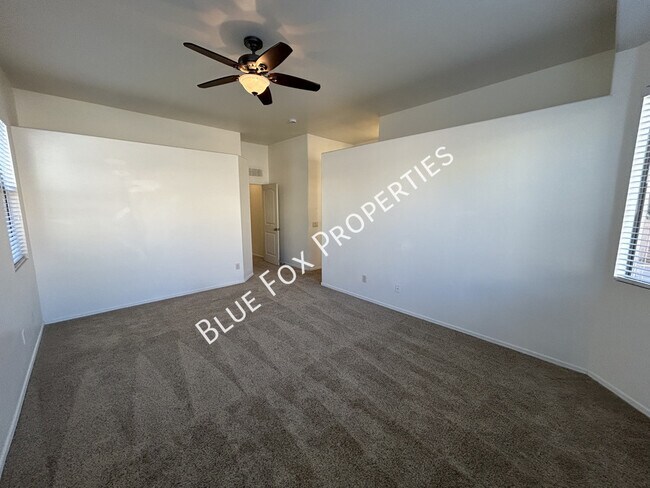 Building Photo - 1194 W Rodriguez Rd
