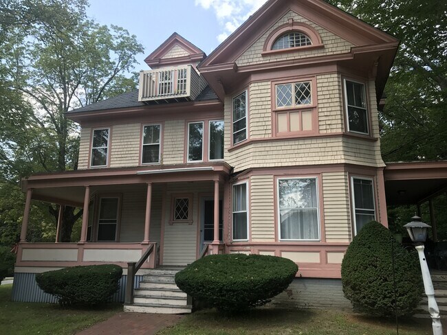 Primary Photo - 141-143 Silver Street