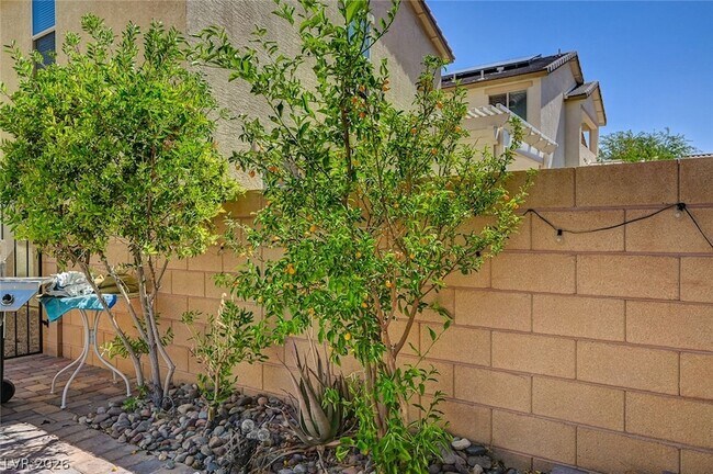 Building Photo - 6363 Amelia Ridge Ave