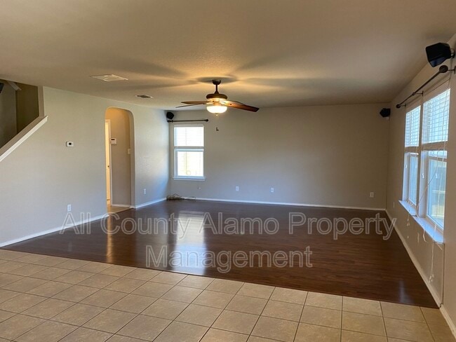 Building Photo - 156 Katherine Way