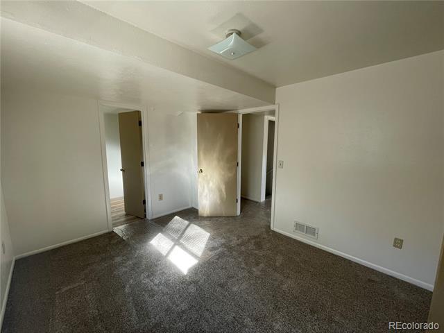 Building Photo - 4820 W 88th Pl