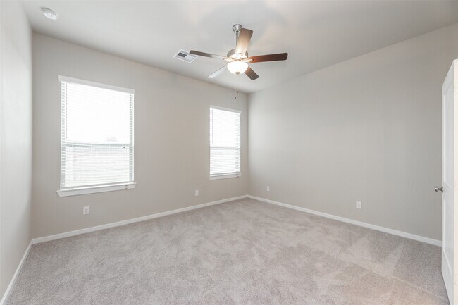 Building Photo - 24219 Tallgrass Mdw Trl