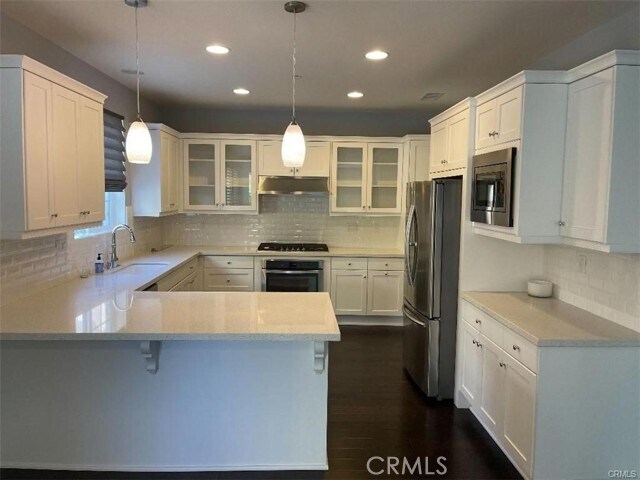 Building Photo - 27 Bluebell