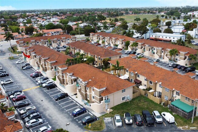 Building Photo - 13165 SW 64th Terrace