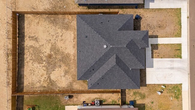 Building Photo - 1817 Rebecca Ln