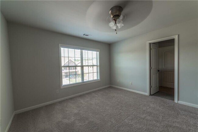Building Photo - 7445 Oldbury Pl