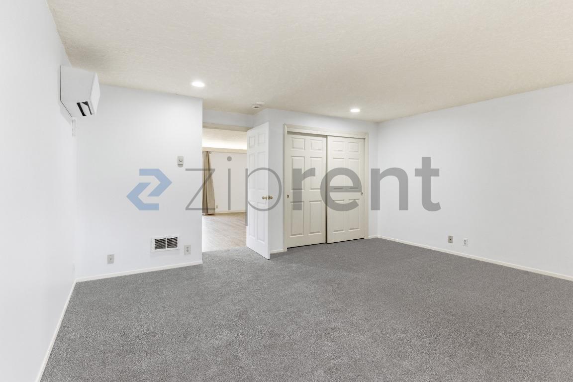 Building Photo - 1865 Brookside Ave NW