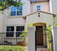 Building Photo - 50 Trailing Vine
