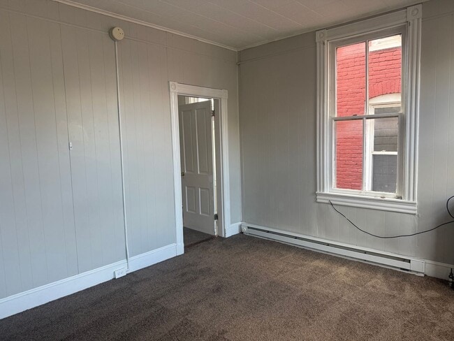 Building Photo - 51 E Antietam St