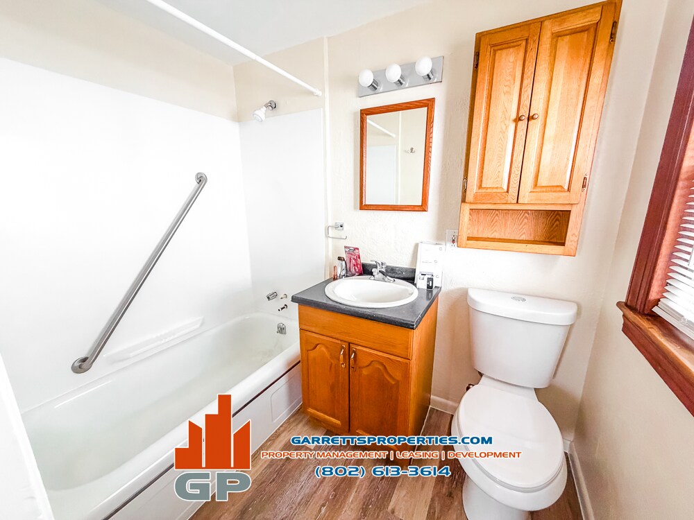 Building Photo - 45 Spaulding St