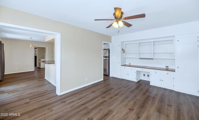 Building Photo - 2309 N 83rd Pl