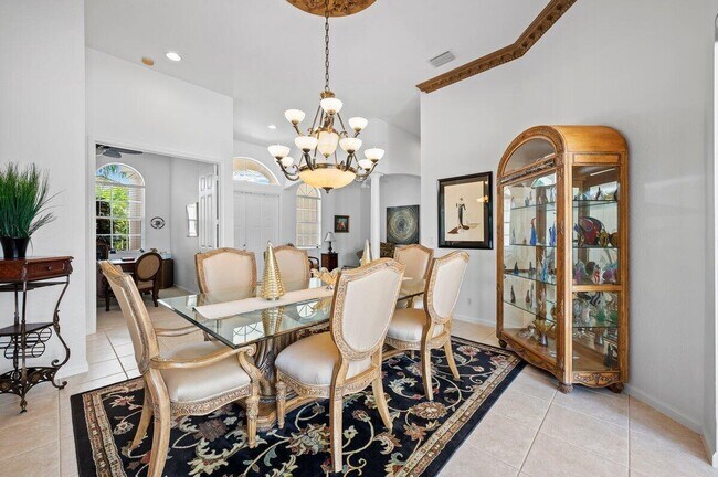 Building Photo - 11727 Paradise Cove Ln