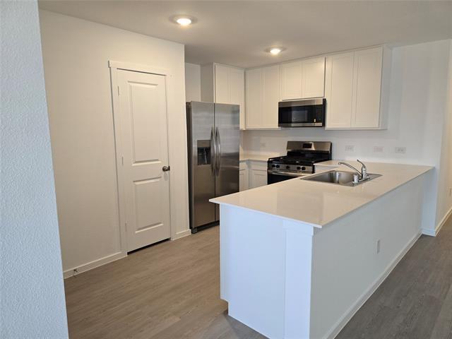 Building Photo - 2009 Derby Ln