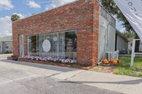 Building Photo - 209 S Florida Ave