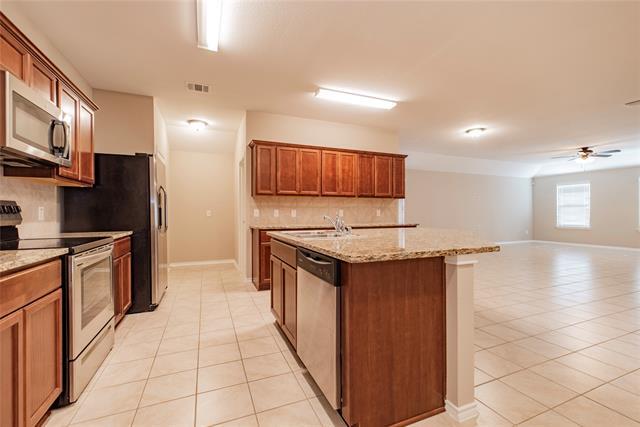 Building Photo - 1120 Decker Dr