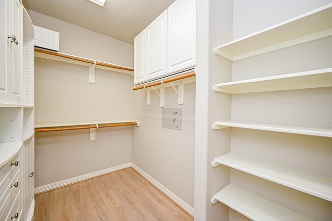 Building Photo - 7102 Casita Dr