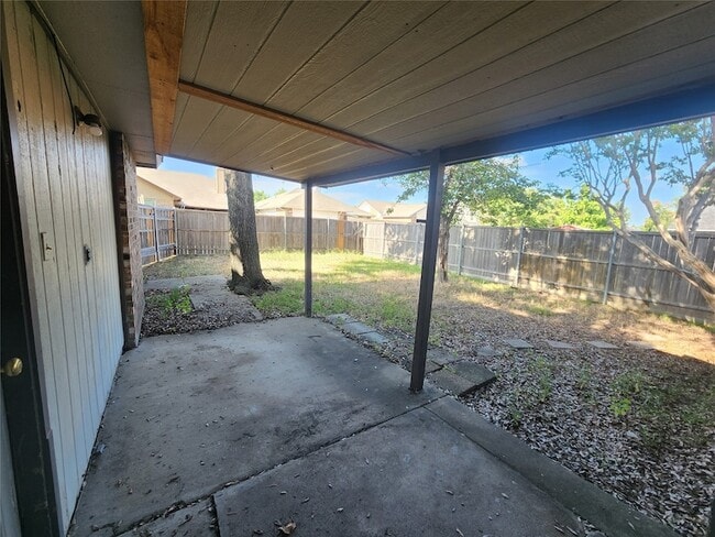 Building Photo - 7009 Christina Ln
