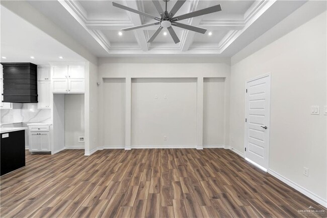 Building Photo - 18 Torreon St