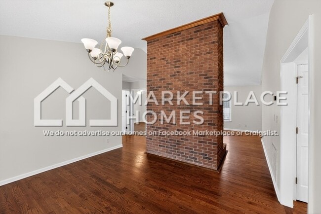 Building Photo - 1119 Roper Mountain Rd