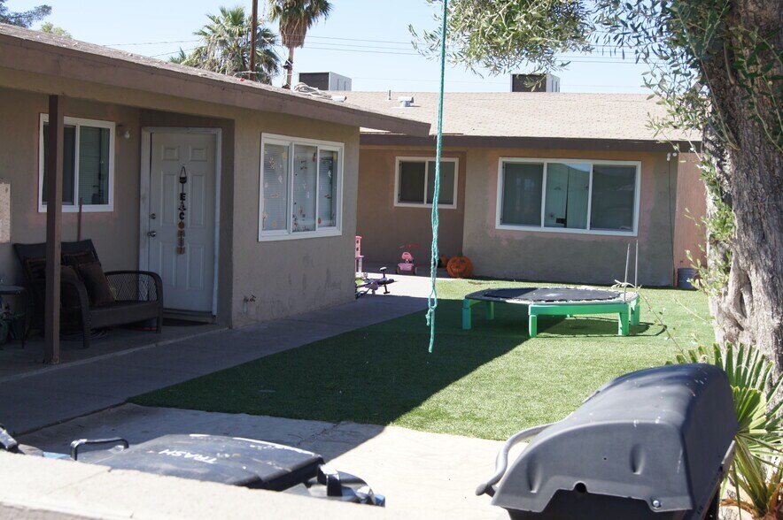 Building Photo - 2241 Ellis St