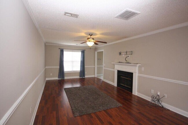 Building Photo - 4215 Dudleys Grant Dr