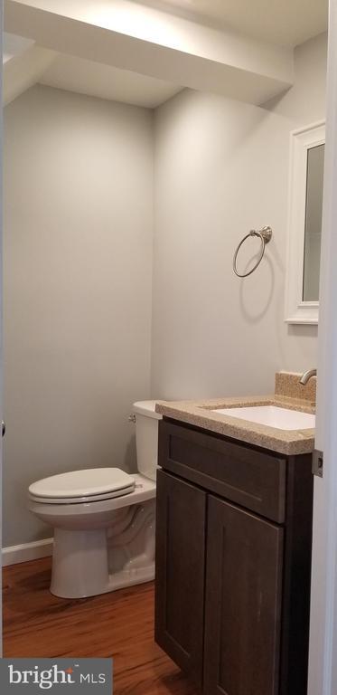 Building Photo - 473 Freemont St