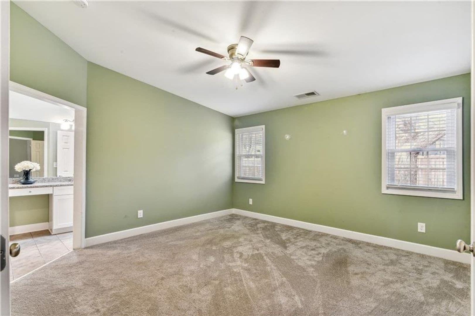 Building Photo - 4660 Hanstedt Trce