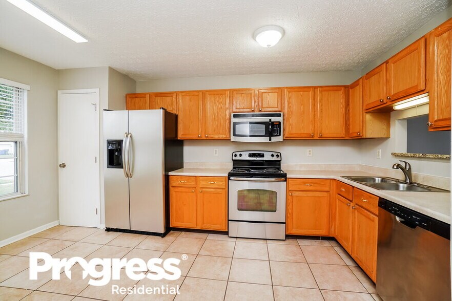 Building Photo - 2965 Brookwell Dr