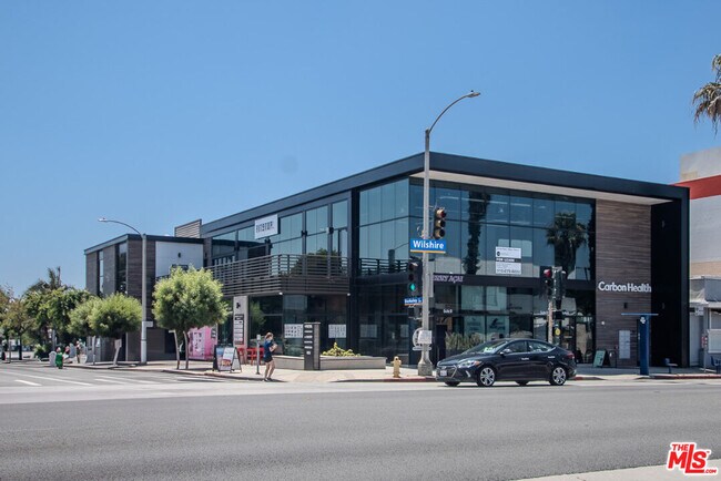 Building Photo - 1147 Centinela Ave