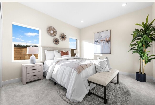 Building Photo - 648 W Grand Ave