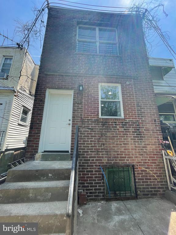 Building Photo - 6117 Wheeler St