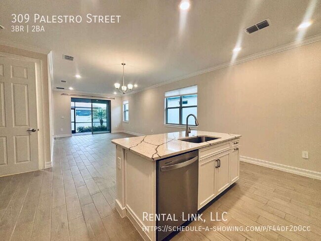 Building Photo - 309 Palestro St