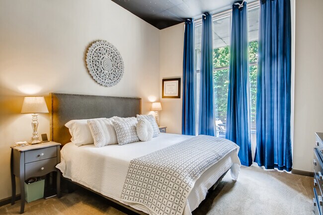 Masterbedroom - 3400 Malone Dr