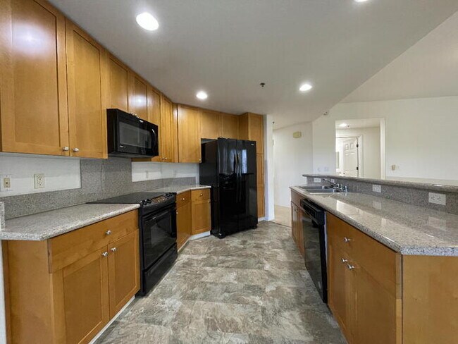 Building Photo - COLONY at PENINSULA 3/2/2 central AC, C-fa...
