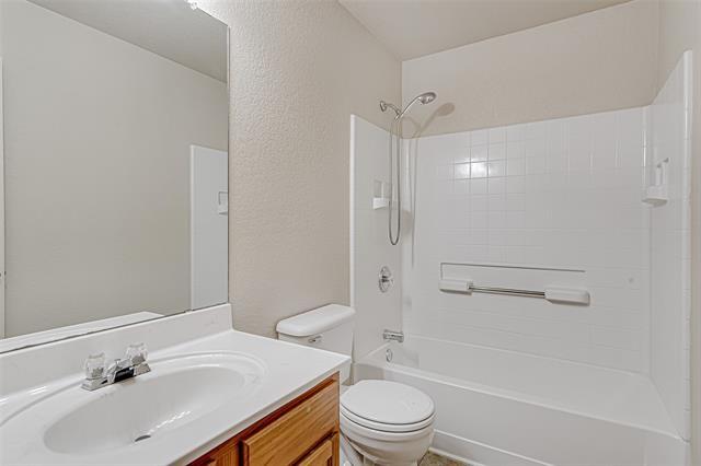 Building Photo - 12328 Rolling Ridge Dr