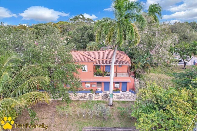 Building Photo - 12287 NE 7th Ave