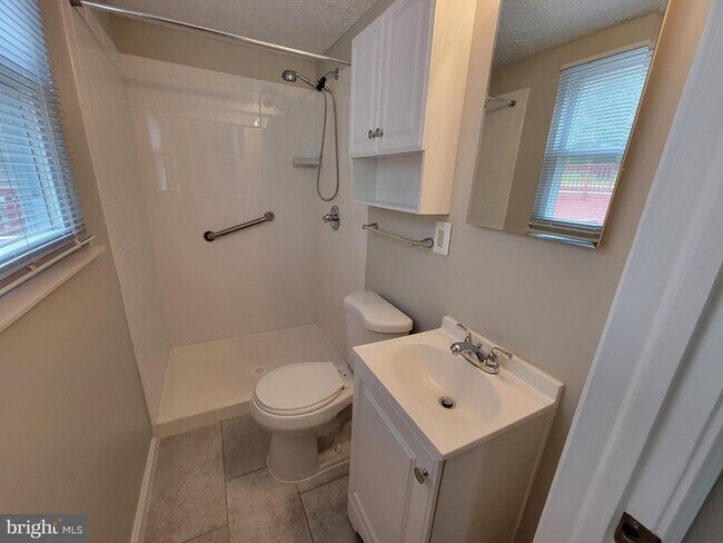 Building Photo - 7598 Springfield Hills Dr