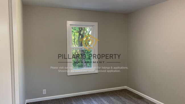 Building Photo - Newly Updated, 4 Bedroom  2 Bathroom Home ...