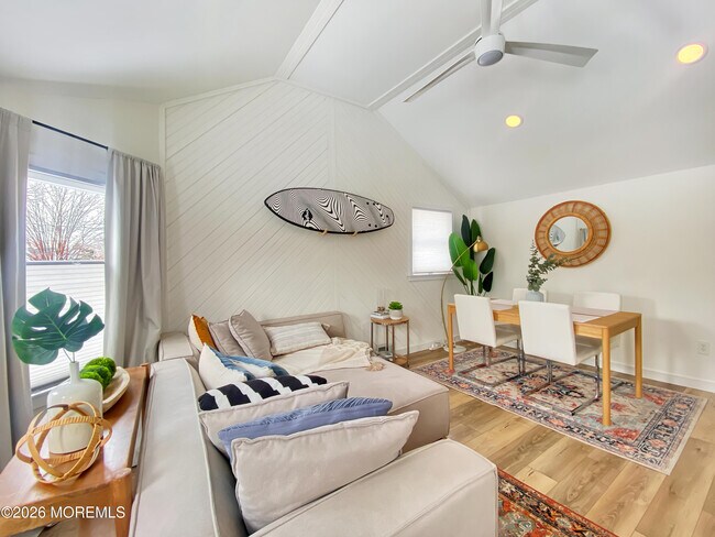 Building Photo - 110 Curtis Pl