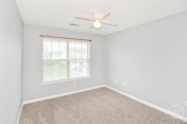 Building Photo - 1040 Canyon Oak Loop