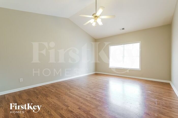 Building Photo - 952 Simonton Glen Dr SE