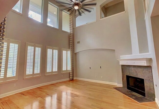 Building Photo - 15505 Prestancia Dr