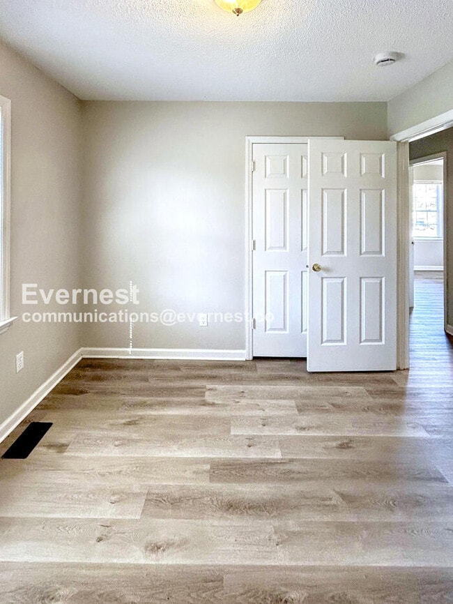 Building Photo - 4350 Wakeman Dr