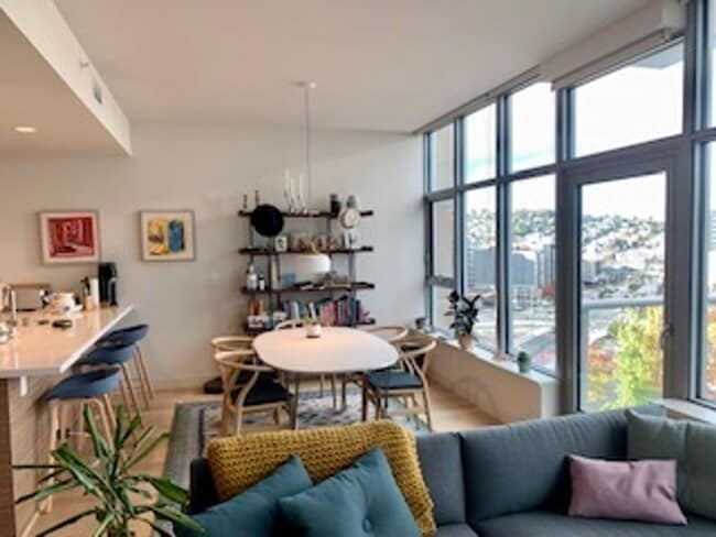 Building Photo - Insignia Condominiums ~ South Lake Union/B...