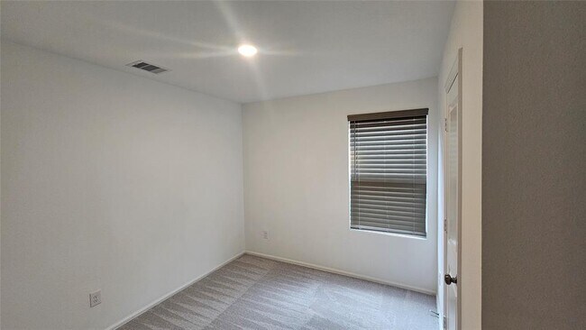 Building Photo - 21575 Carosella Dr