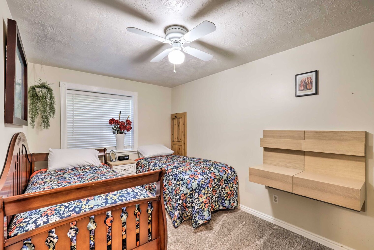 Building Photo - 1804 E West Pinion Cir