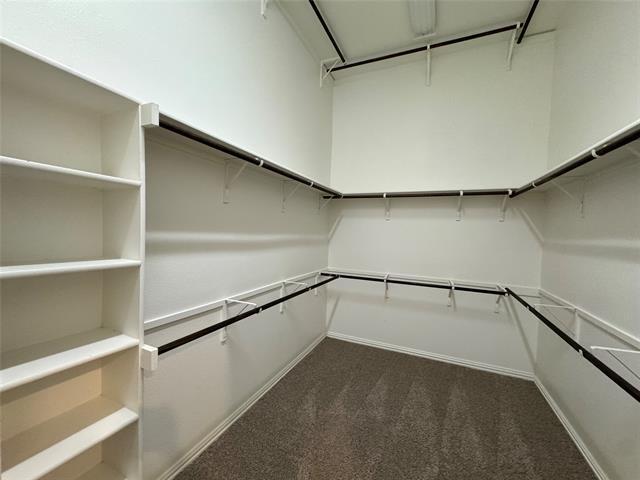 Building Photo - 2669 Sherwood Dr