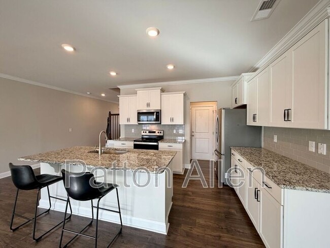 Building Photo - 567 Big Sur Lp