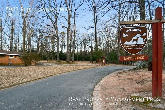 Building Photo - 5983 First Lndg Wy