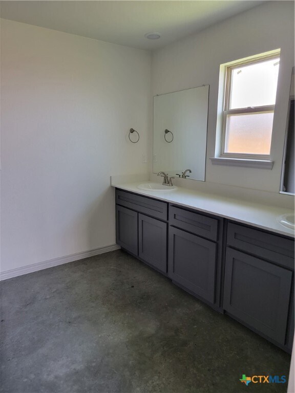 Building Photo - 818 Freedom Cir